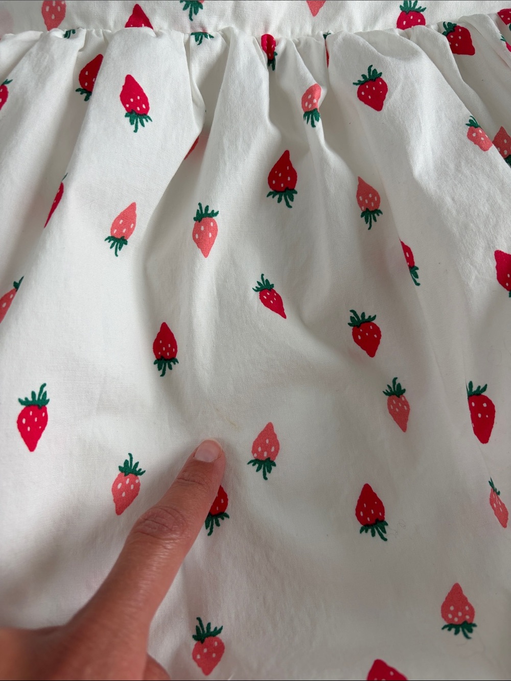 Wayf White Bubble Skirt with Pink Strawberry Print - Picture 5 of 6